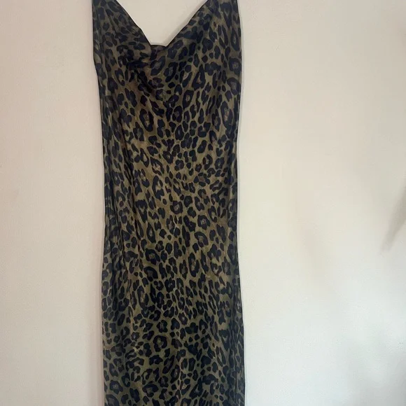 Zara woman’s Animal print Flowing Camisole Midi slip on dress - Picture 11 of 16